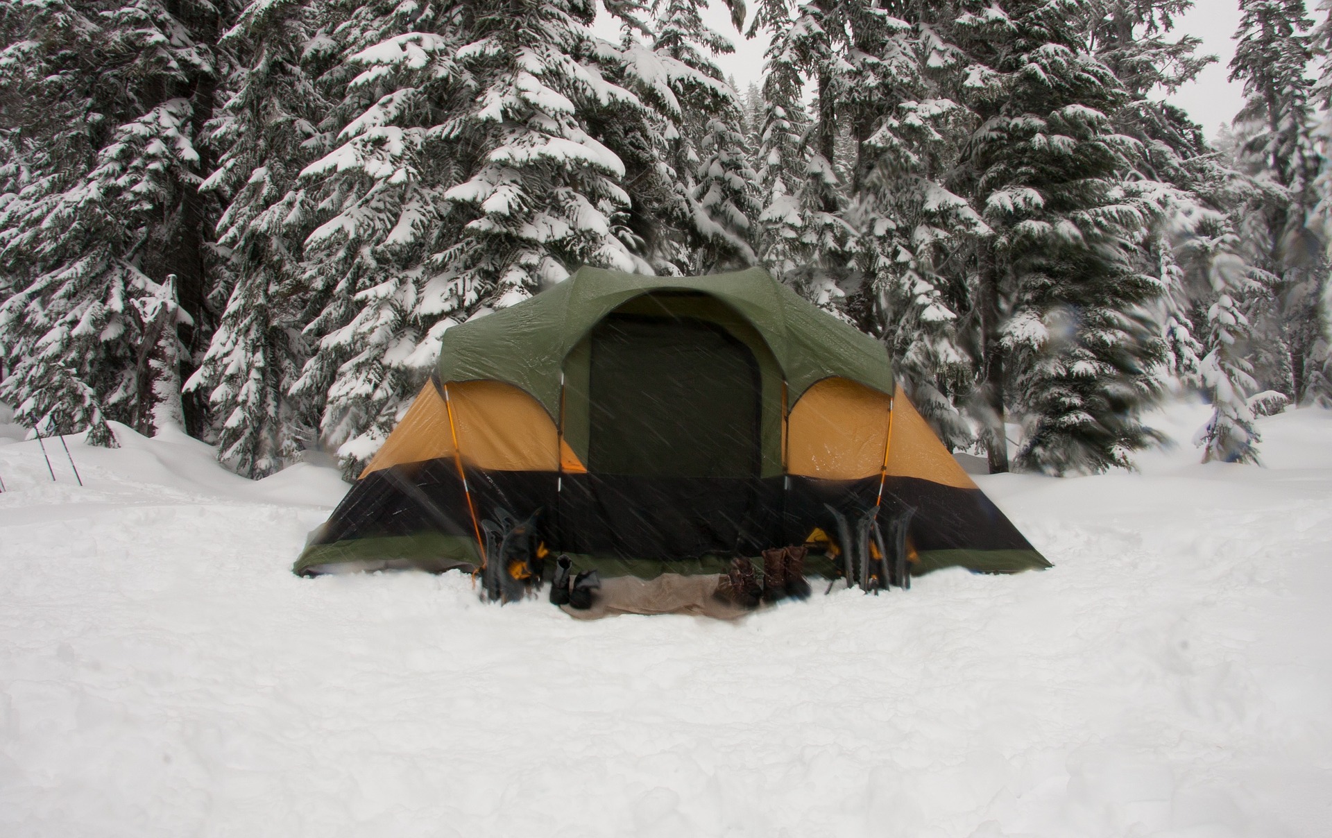 Cold Weather Camping Tips – When Winter Hits